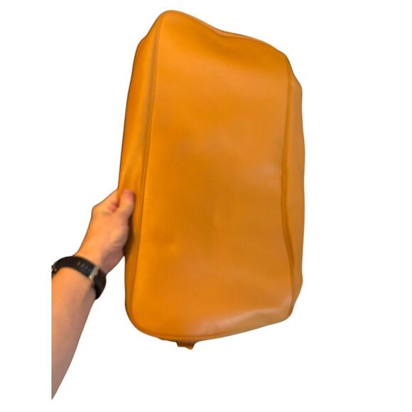 Striped DSW Canvas & Faux Leather Weekend Duffle Bag With Zipper Pocket - Picture 8 of 12